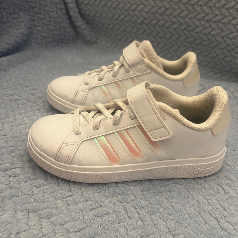 Adidas Youth Grand Court 2.0 Shoes